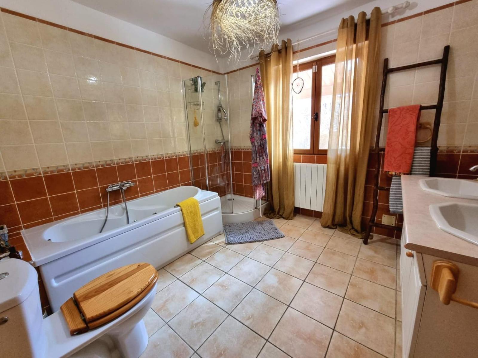 La Maison De Blu Lorgues Ngoại thất bức ảnh